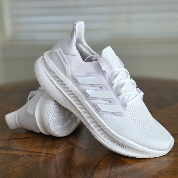 Adidas Ultraboost 5X Triple White Running Shoes Light Boost Men's 10 New ID8848 - Picture 1 of 15